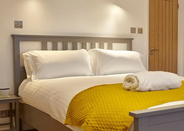 The Mural - City Centre - Your Apartment